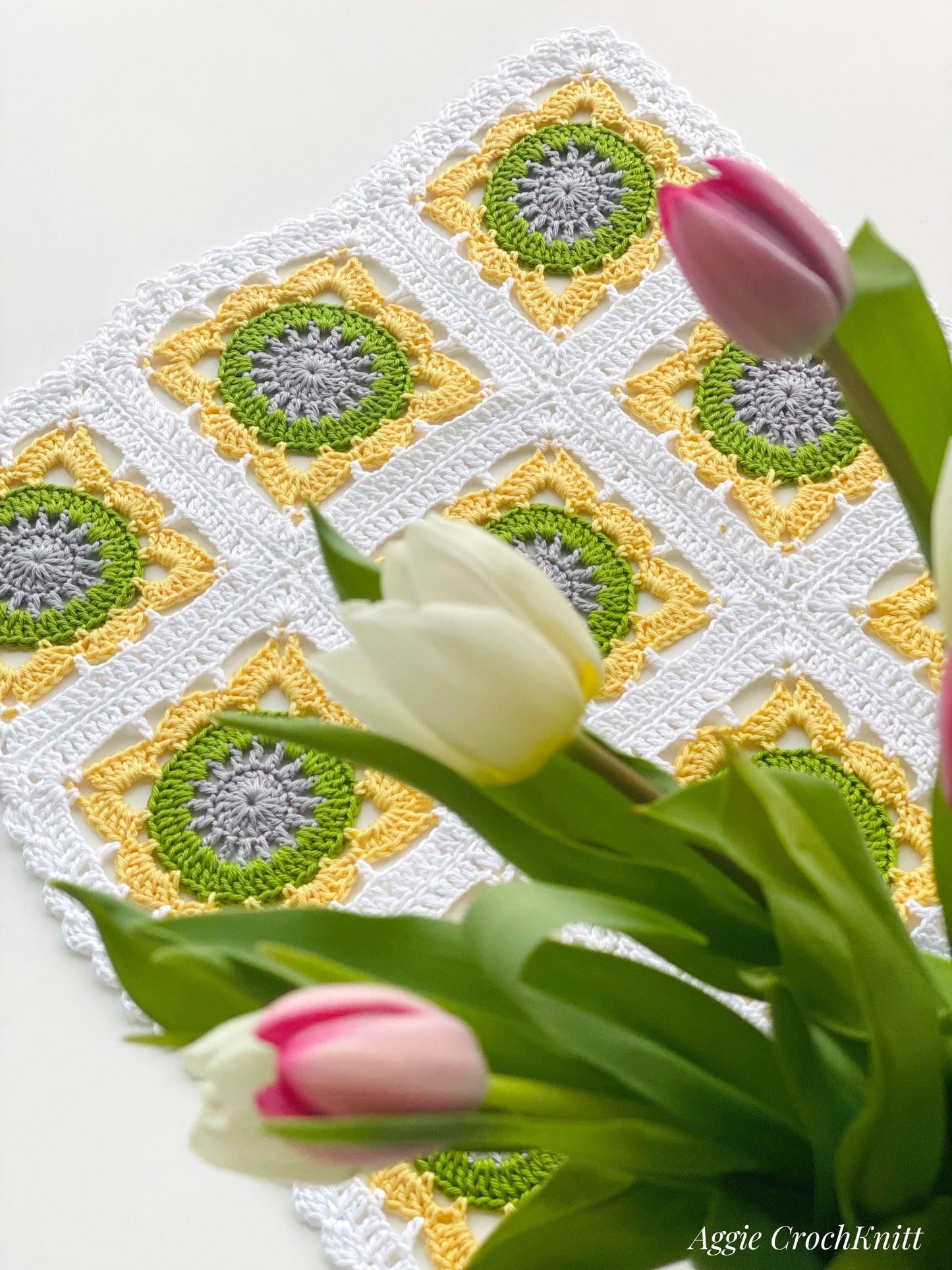 Spring doily
