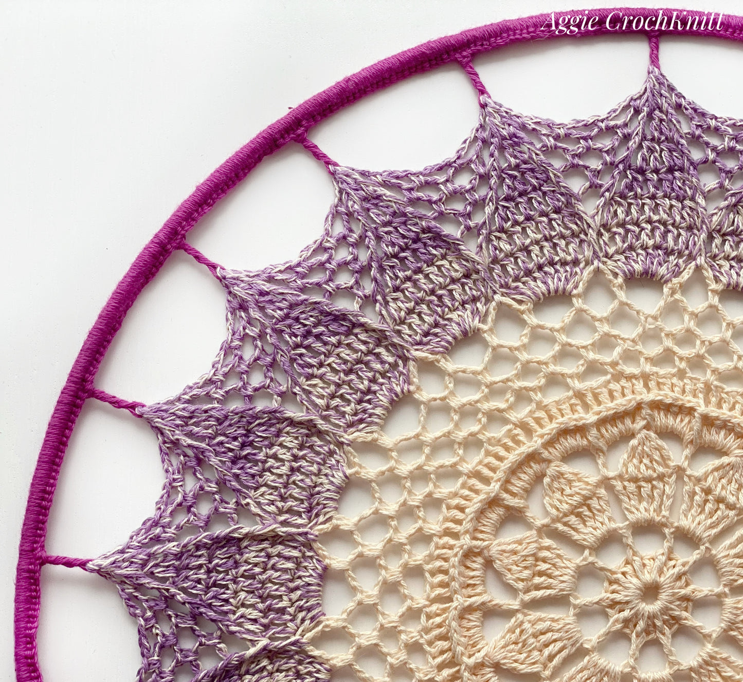 35cm Creamy Mandala