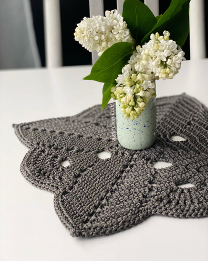 Cord doily