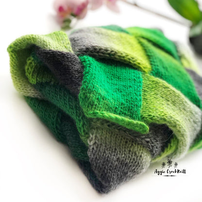 Love green shawl