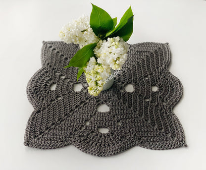 Cord doily